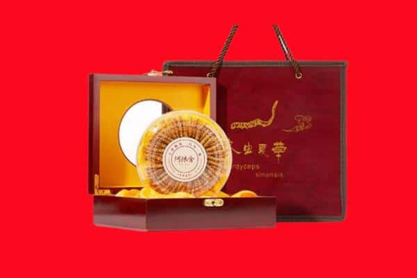 收购资讯:乌鲁木齐头屯河区回收冬虫夏草是按克吗